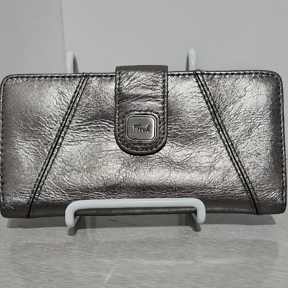 Fossil Metallic Silver Wallet